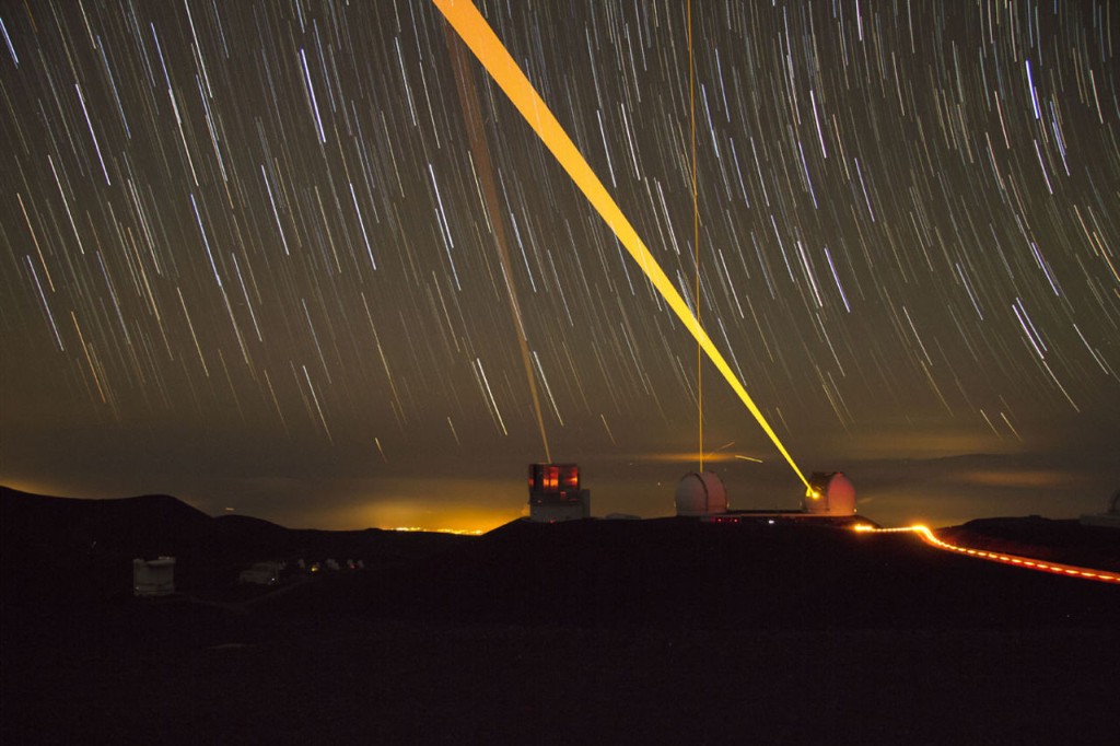 Зачем направлять лазер в звездное небо