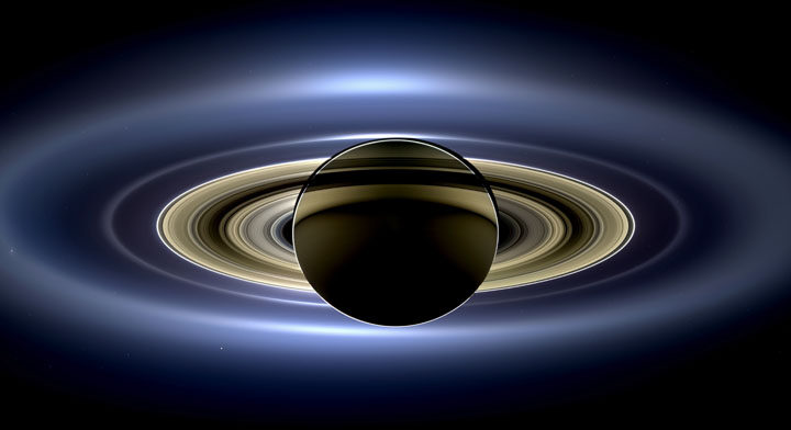 Сатурн, его кольца, Земля, Марс, Венера и много чего еще