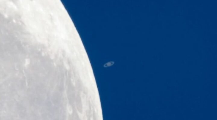 Покрытие Сатурна Луной 21 февраля 2014